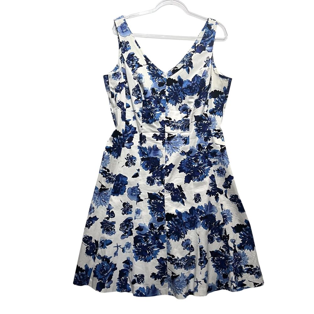 Chaps Blue Floral Fit Flare Dress Size 16 Cotton‎ Stretch Sleeveless Pleated